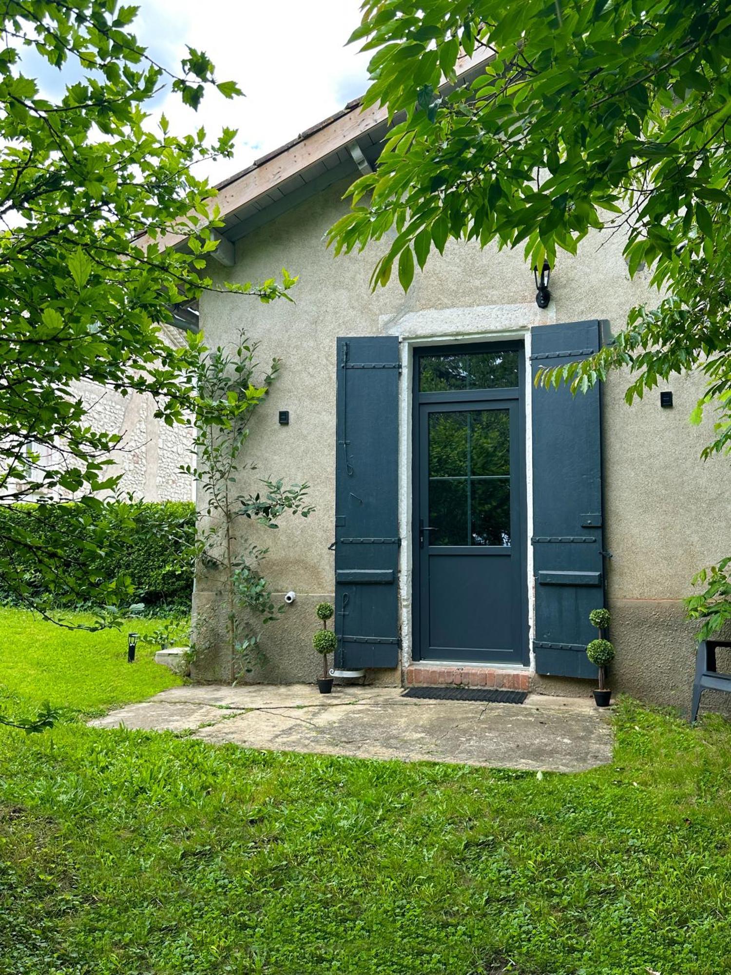 La Maison De Romance D'Hauterive Вильнёв-сюр-Ло Экстерьер фото